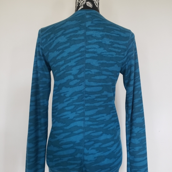 Under Armour All Seaon Gear - Picture 8 of 9